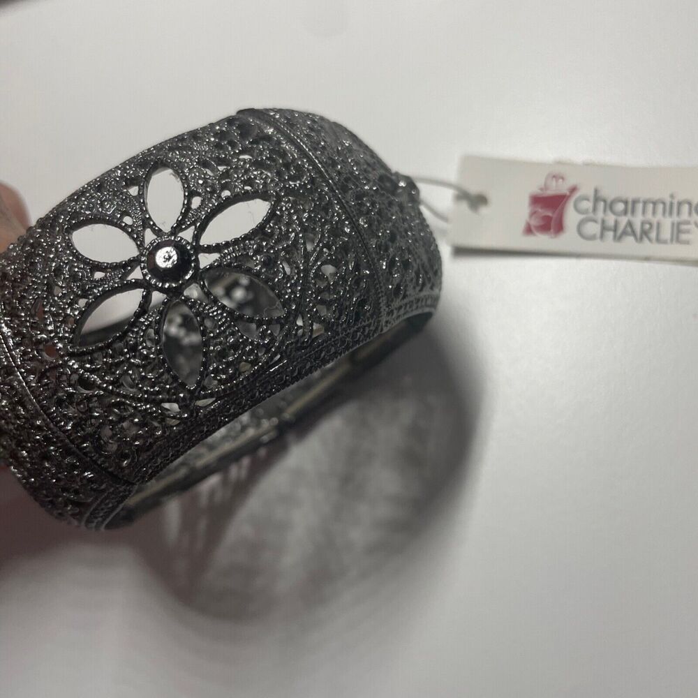 Charming Charlie Bracelet NWT Gothic Metal Sliver Emo Goth Stretch Floral NEW